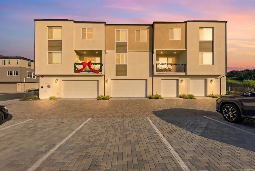 Additional image 37 of 796 Makani Street Unit 3, Chula Vista, CA 91911