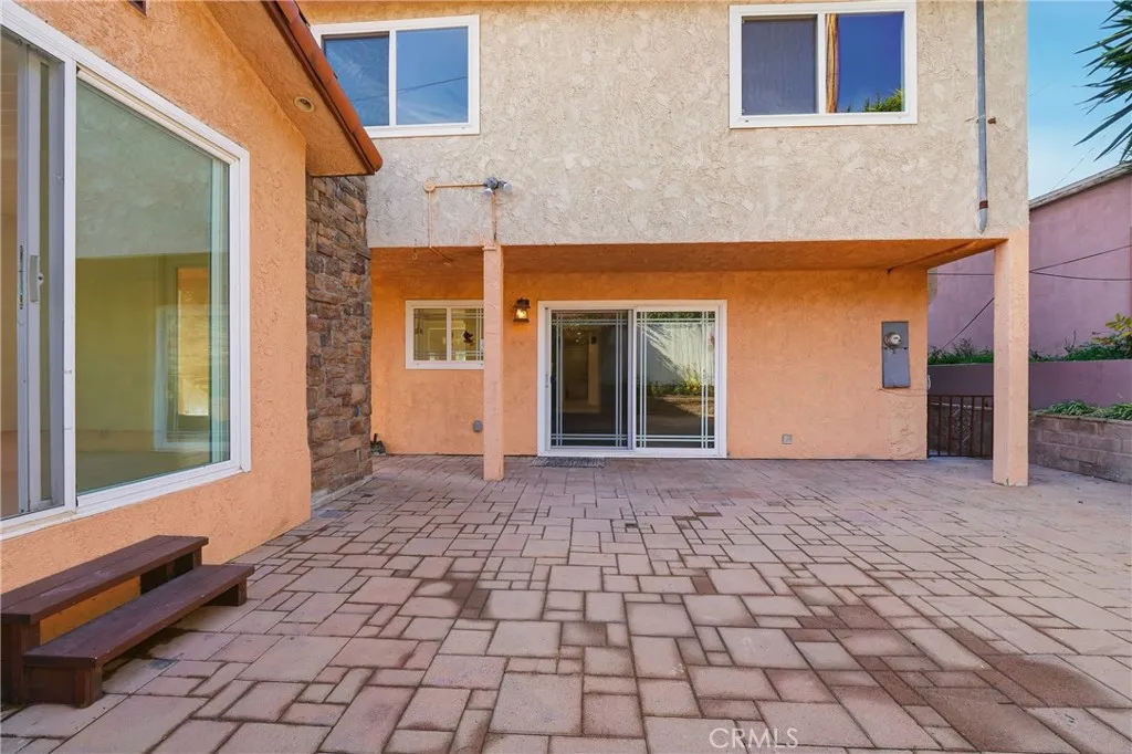 Additional image 129 of 658 Glenmore Blvd, Glendale, CA 91206