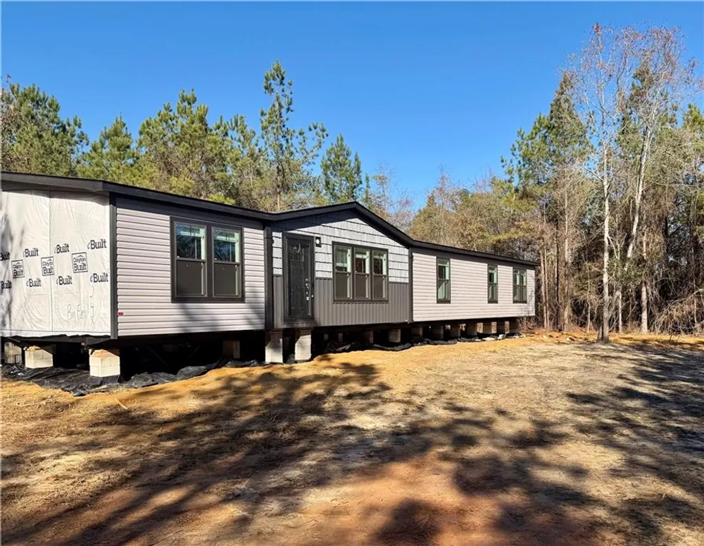 Additional image 2 of 336 Ridge Rd, Seale, AL 36875