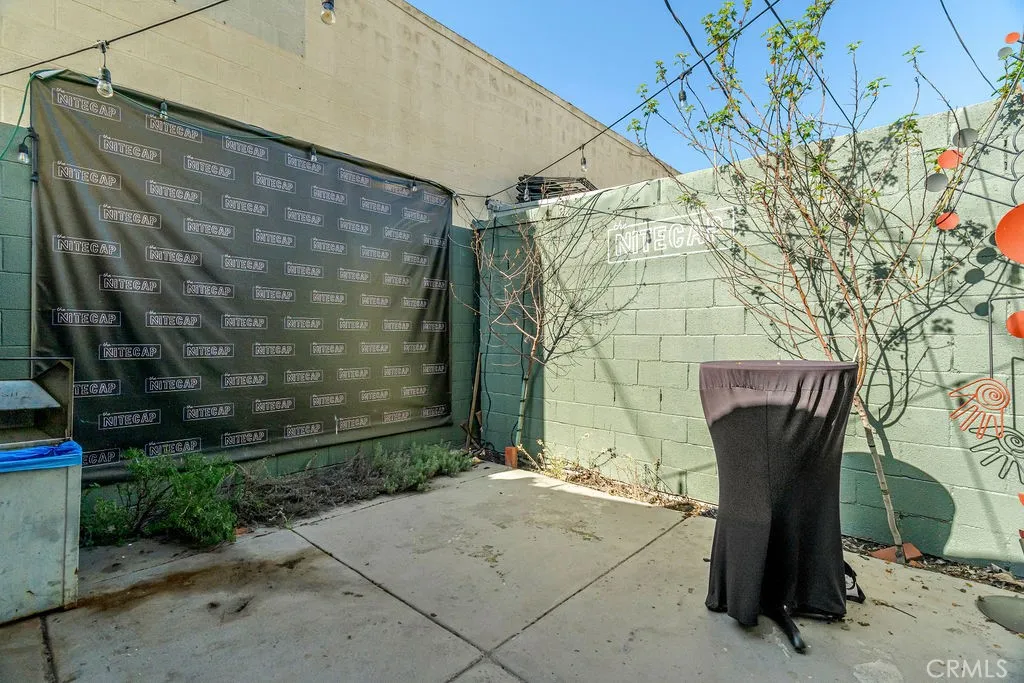 Additional image 10 of 2200 W Burbank Boulevard, Burbank, CA 91506