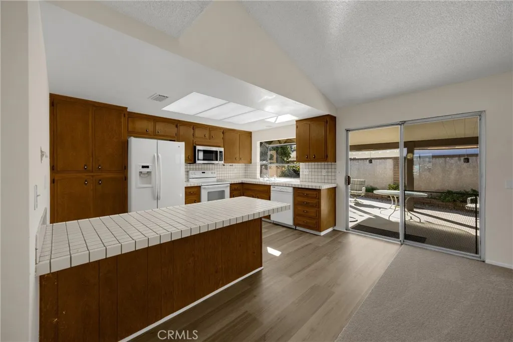 Additional image 11 of 11196 Rogers Street, Riverside, CA 92505