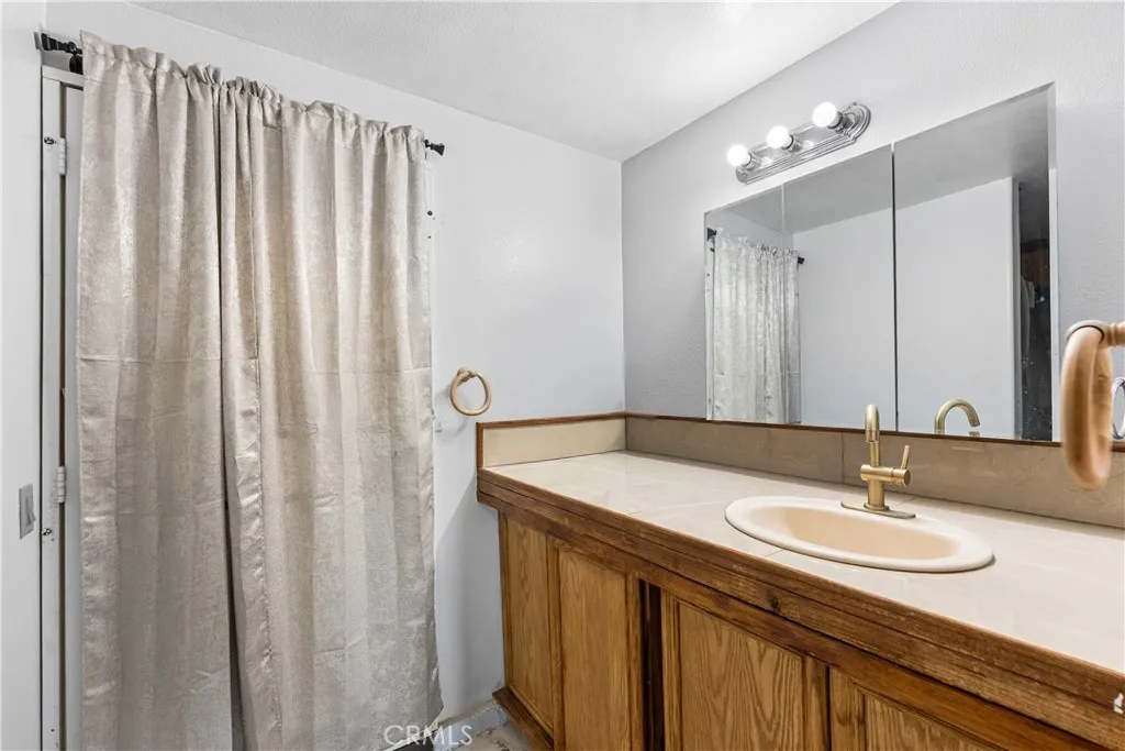 Additional image 57 of 49225 West 45th ST W, Lancaster, CA 93536