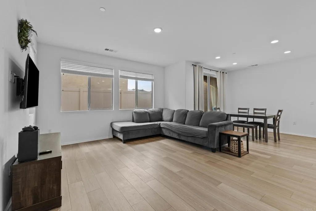 Additional image 7 of 31589 Wieck Road, Winchester, CA 92596