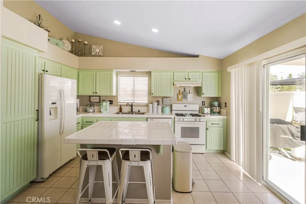 Additional image 7 of 332 Del Flora St, Oceanside, CA 92058