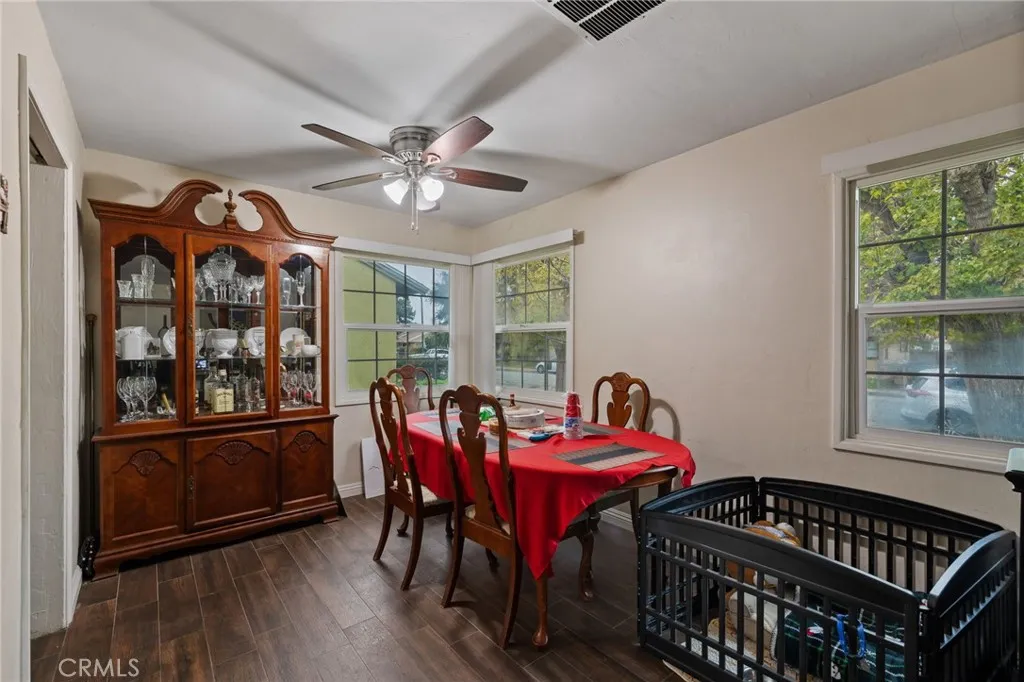 Additional image 43 of 340 Western Dr, Bakersfield, CA 93309