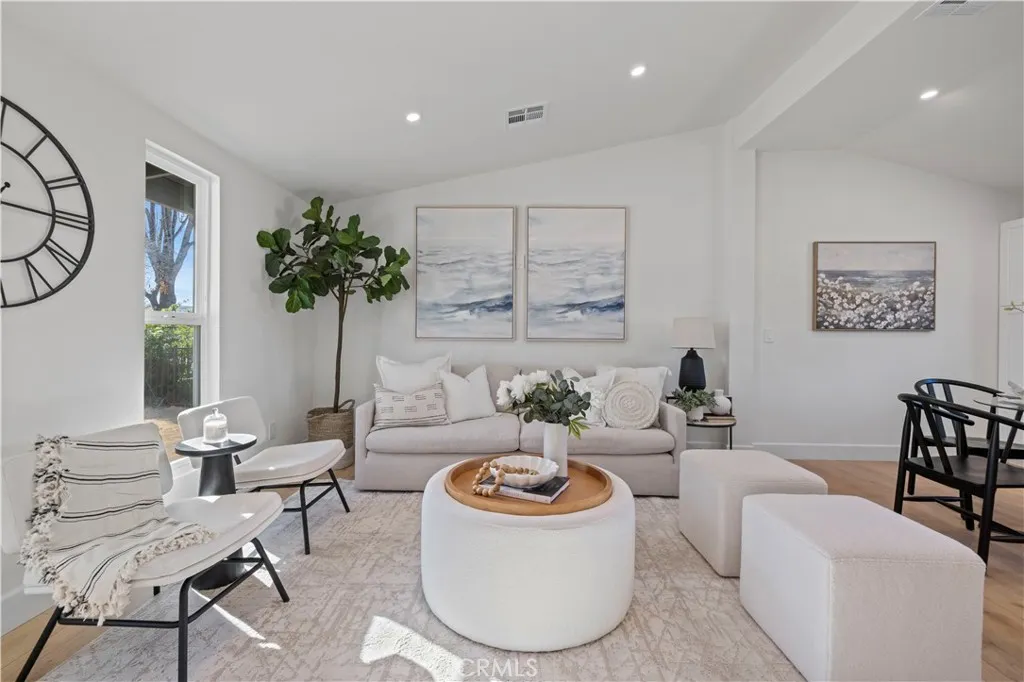 Additional image 6 of 19017 Drycliff Street, Canyon Country, CA 91351