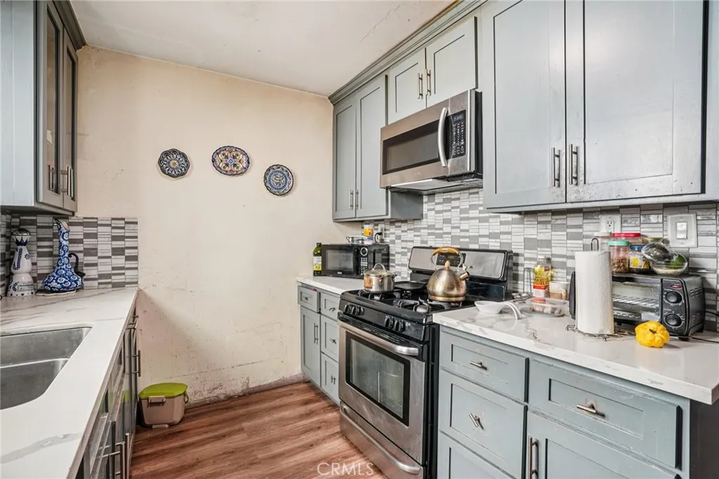 Additional image 18 of 1046 N Bonnie Beach Place, Los Angeles, CA 90063