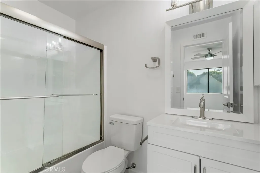 Additional image 29 of 9873 Karmont Ave, South Gate, CA 90280