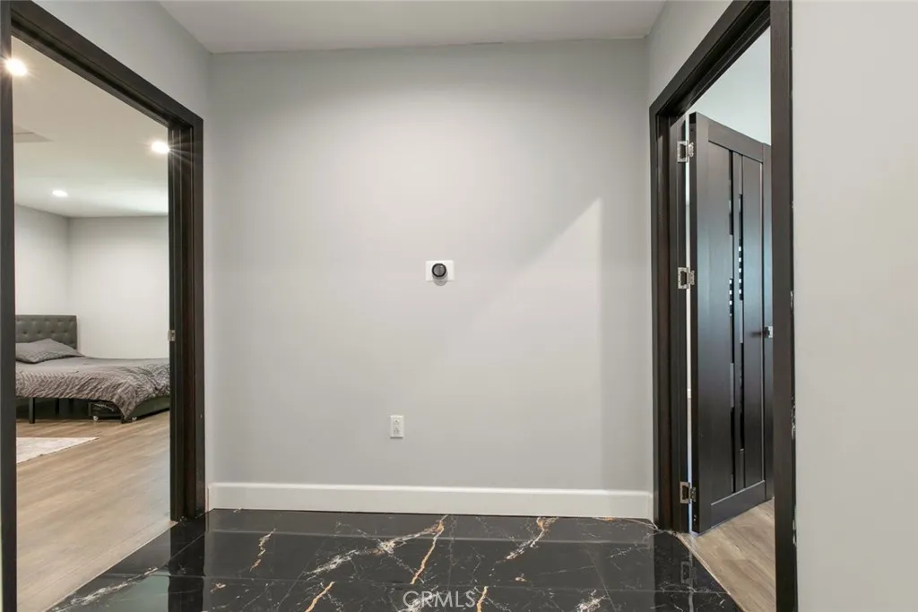 Additional image 81 of 17800 Raymer Street, Sherwood Forest, CA 91325