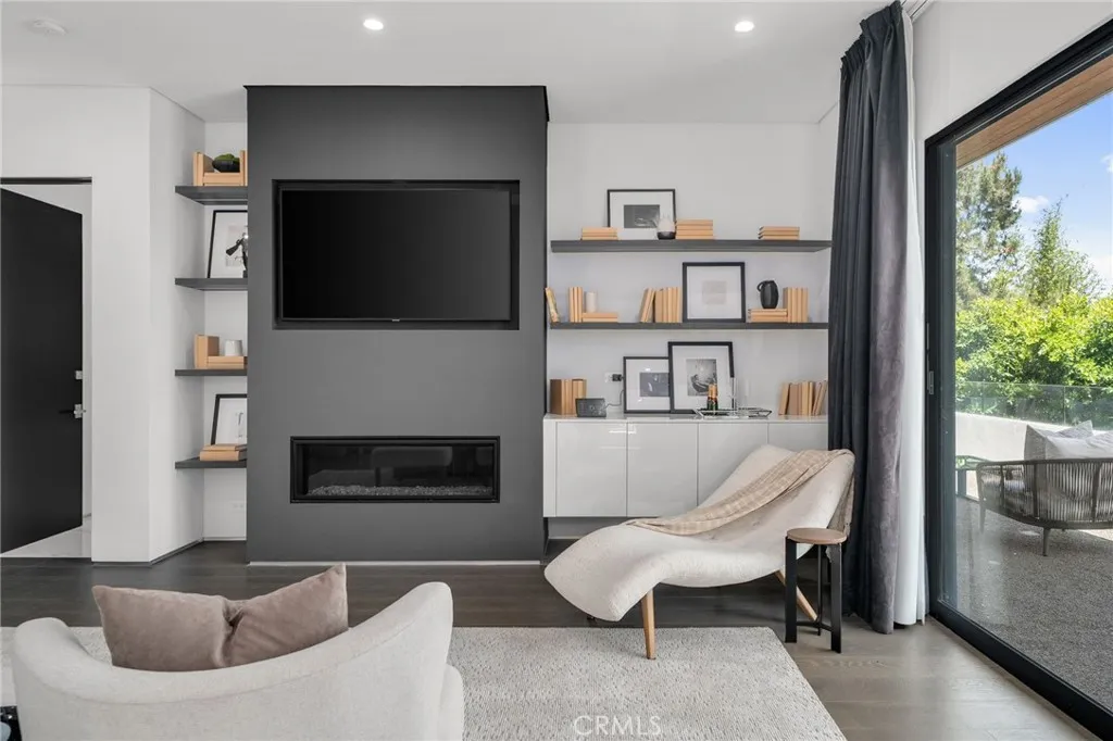 Additional image 28 of 15231 Greenleaf Street, Sherman Oaks, CA 91403