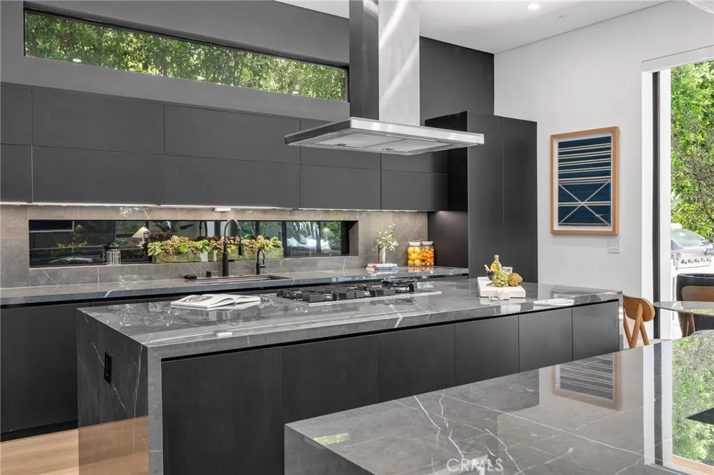 Additional image 21 of 15231 Greenleaf Street, Sherman Oaks, CA 91403