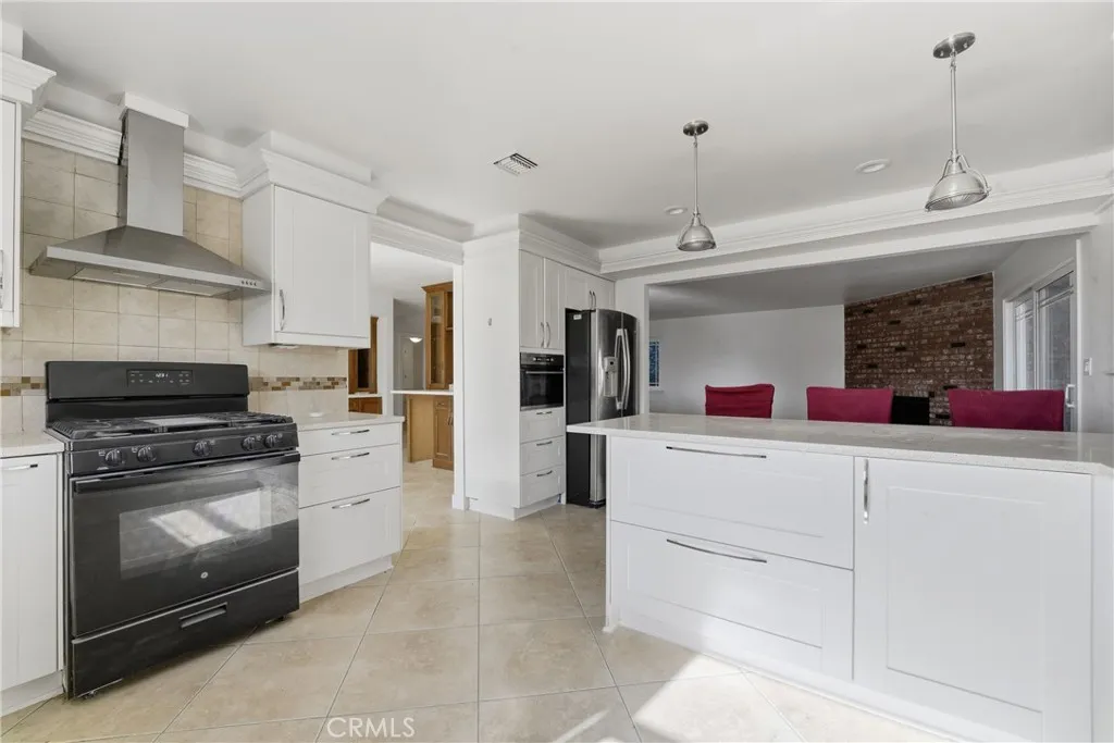 Additional image 29 of 658 Glenmore Blvd, Glendale, CA 91206