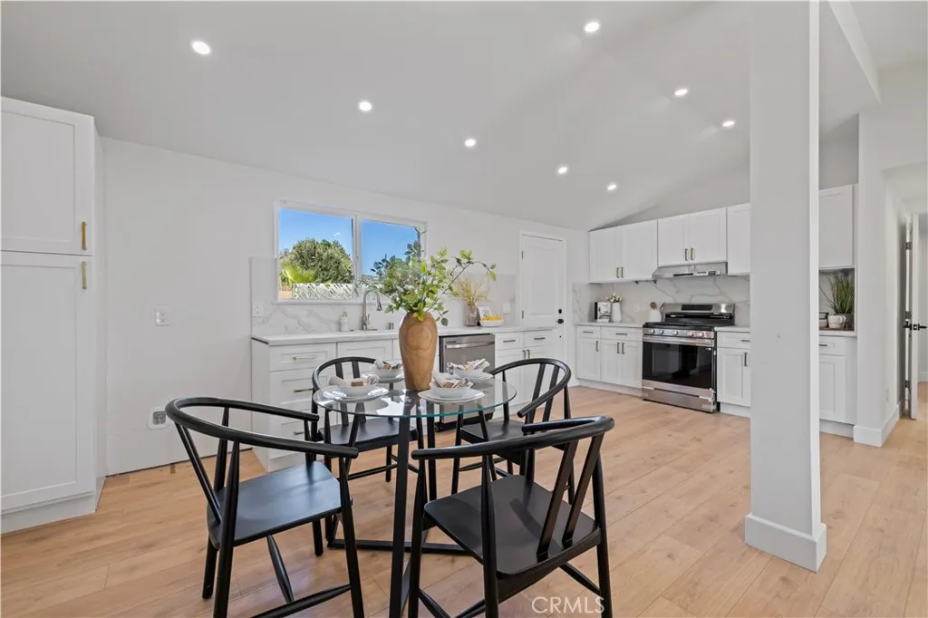 Additional image 10 of 19017 Drycliff Street, Canyon Country, CA 91351