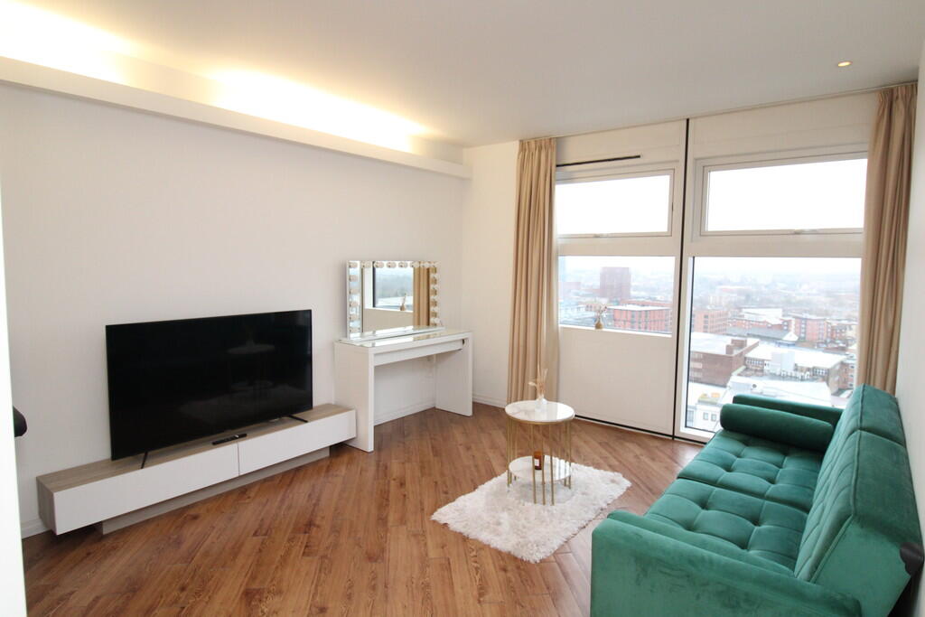 Additional image 3 of 1912 The Cube East