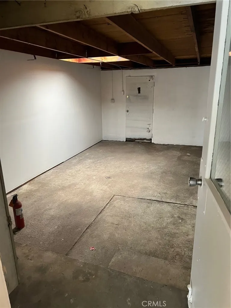 Additional image 70 of 2200 W Burbank Boulevard, Burbank, CA 91506