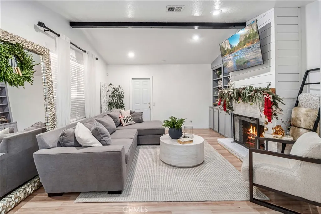 Additional image 15 of 43034 Cherbourg Ln, Lancaster, CA 93536