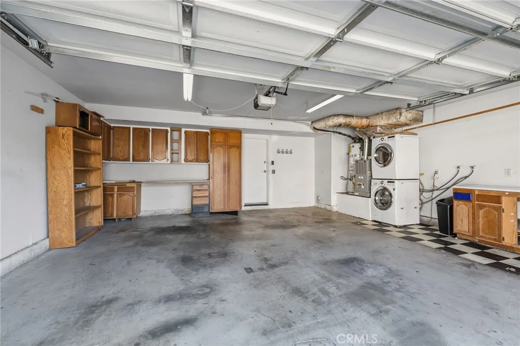 Additional image 68 of 7231 Balboa Boulevard Unit A, Lake Balboa, CA 91406