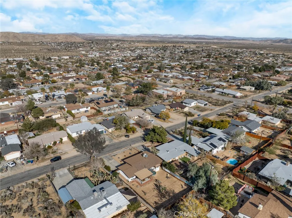 Additional image 80 of 61503 Sunburst Dr, Joshua Tree, CA 92252