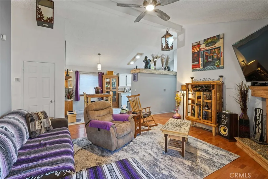 Additional image 12 of 20060 Shadow Island Drive, Canyon Country, CA 91351