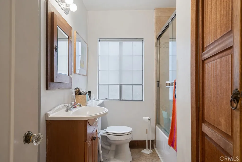 Additional image 14 of 1119 Princeton Drive, Glendale, CA 91205