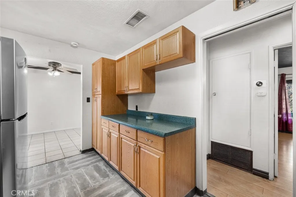 Additional image 24 of 44221 4th Street E, Lancaster, CA 93535