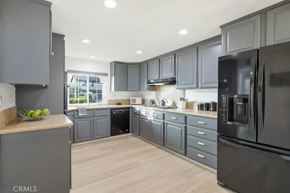 Additional image 80 of 10232 Hialeah Dr, Cypress, CA 90630