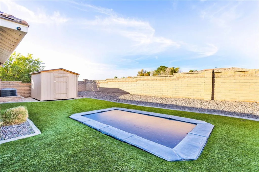 Additional image 67 of 12389 Winesap Rd, Apple Valley, CA 92308