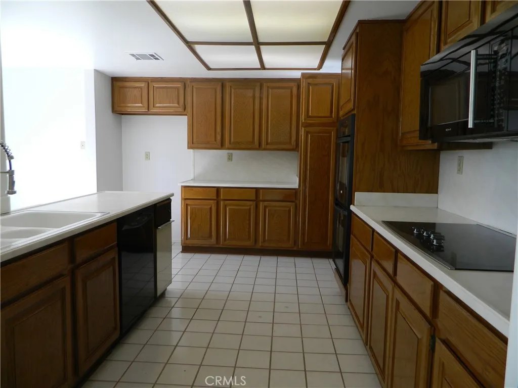 Additional image 39 of 888 Via Maria, Upland, CA 91784