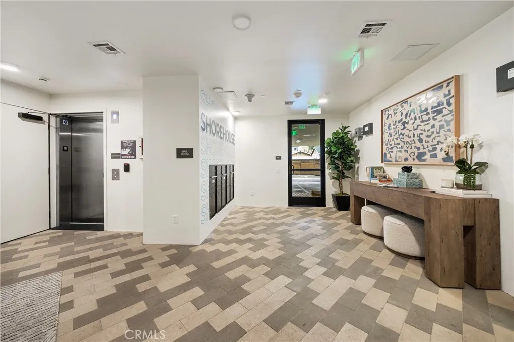 Additional image 119 of 414 Main St Unit 300, Huntington Beach, CA 92648