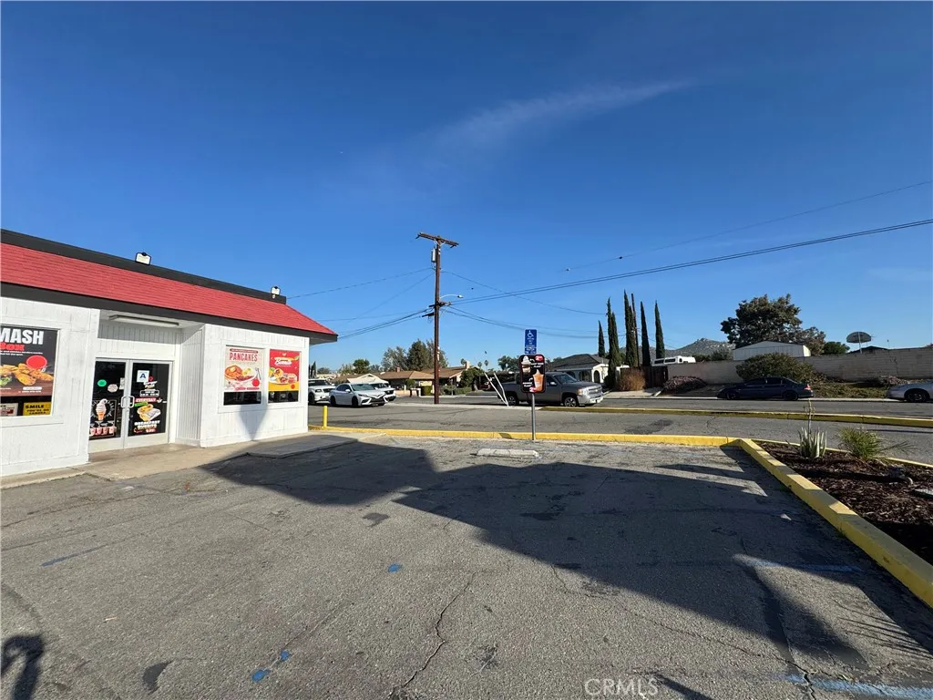 Additional image 19 of 10501 Hole Avenue, Riverside, CA 92505