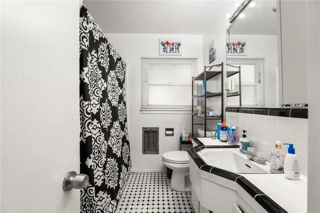 Additional image 8 of 714 E Baseline Rd, San Dimas, CA 91773