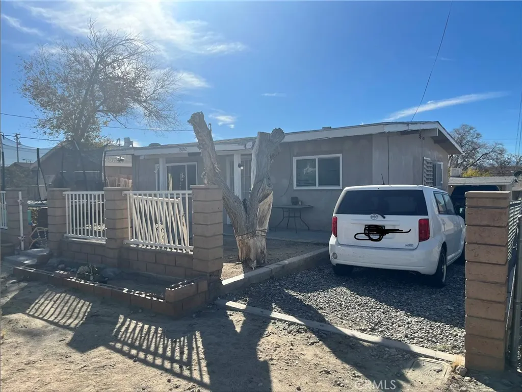 Additional image 3 of 19102 4th, Oro Grande, CA 92368