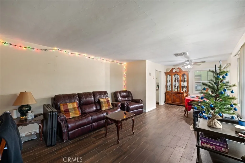 Additional image 37 of 340 Western Dr, Bakersfield, CA 93309