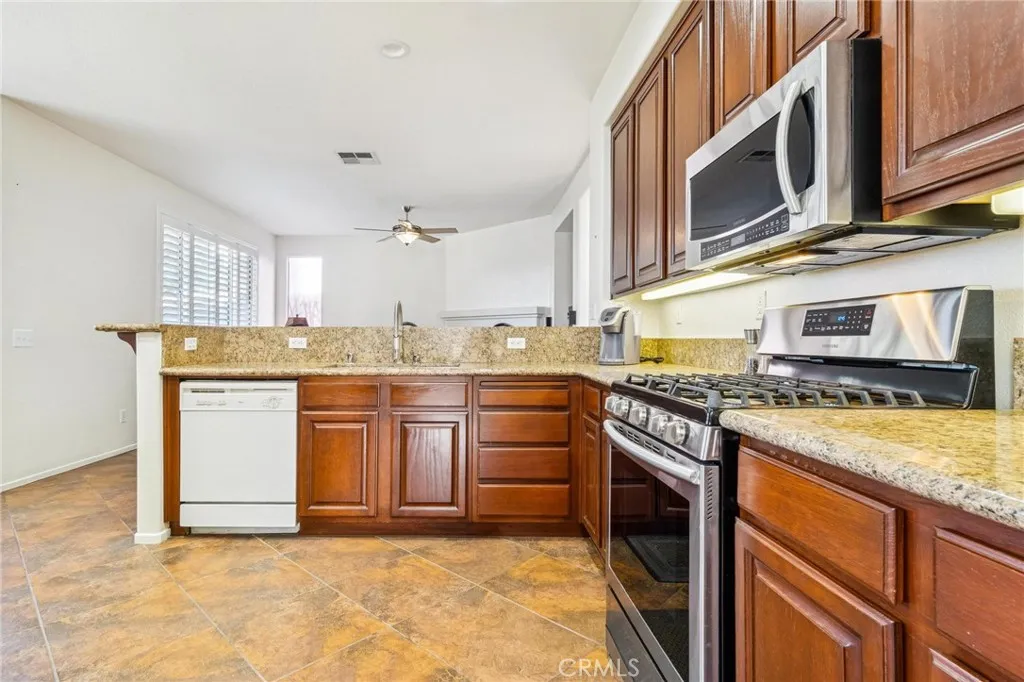 Additional image 56 of 22939 Raintree Lane, Saugus, CA 91390