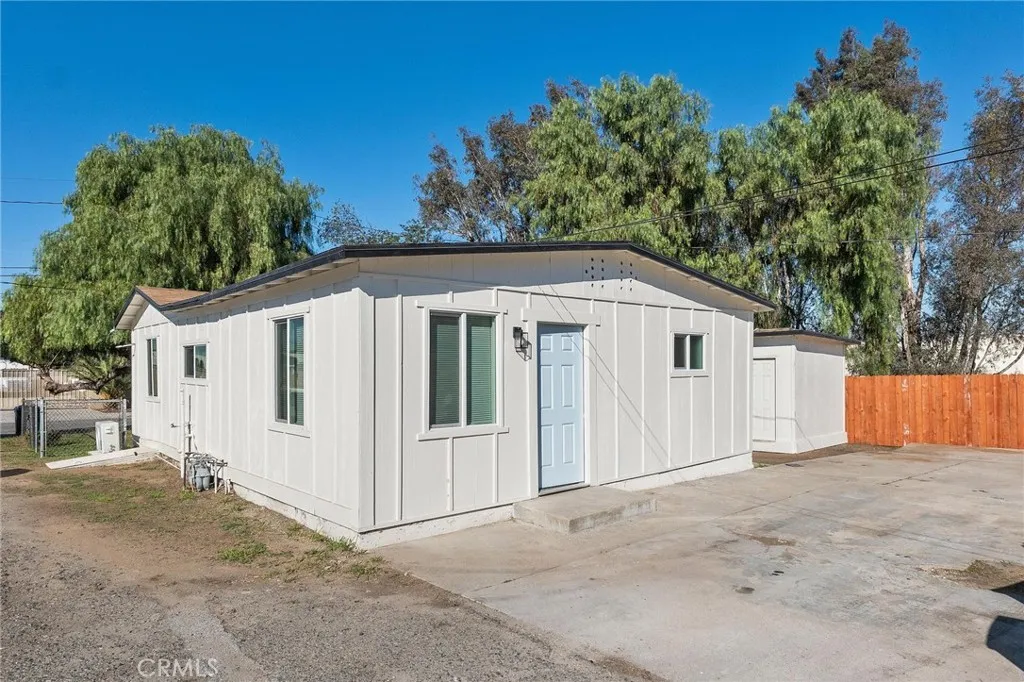 Additional image 63 of 347 N Garfield Ave, Corona, CA 92882