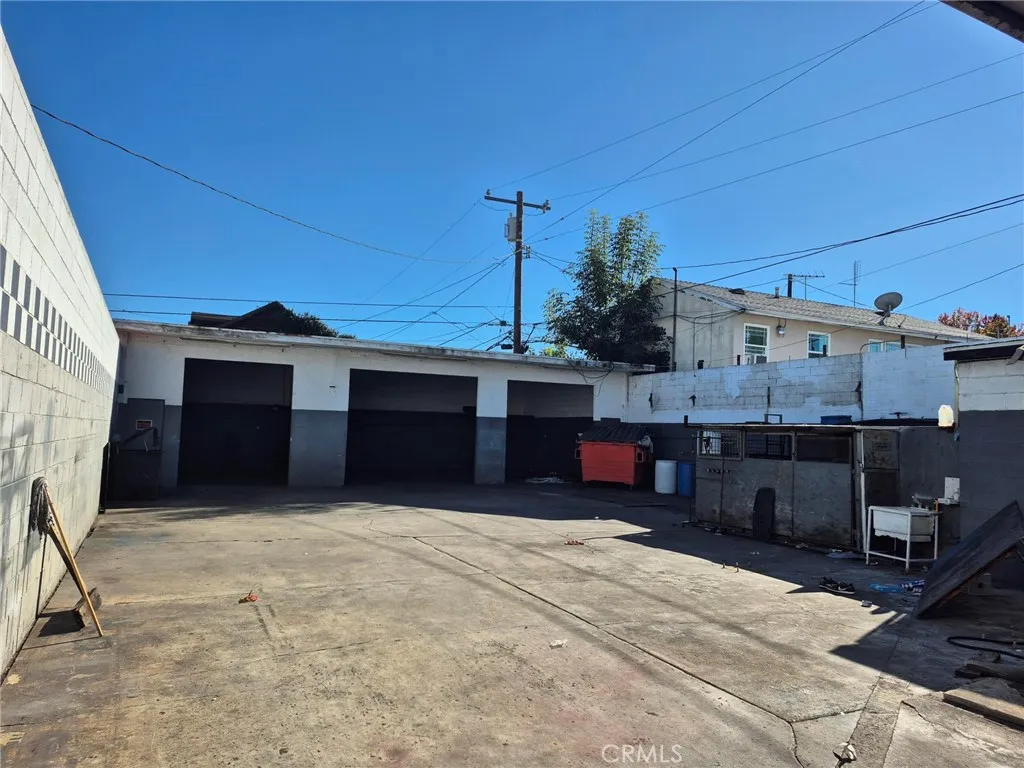 Additional image 4 of 10360 State St, Lynwood, CA 90262
