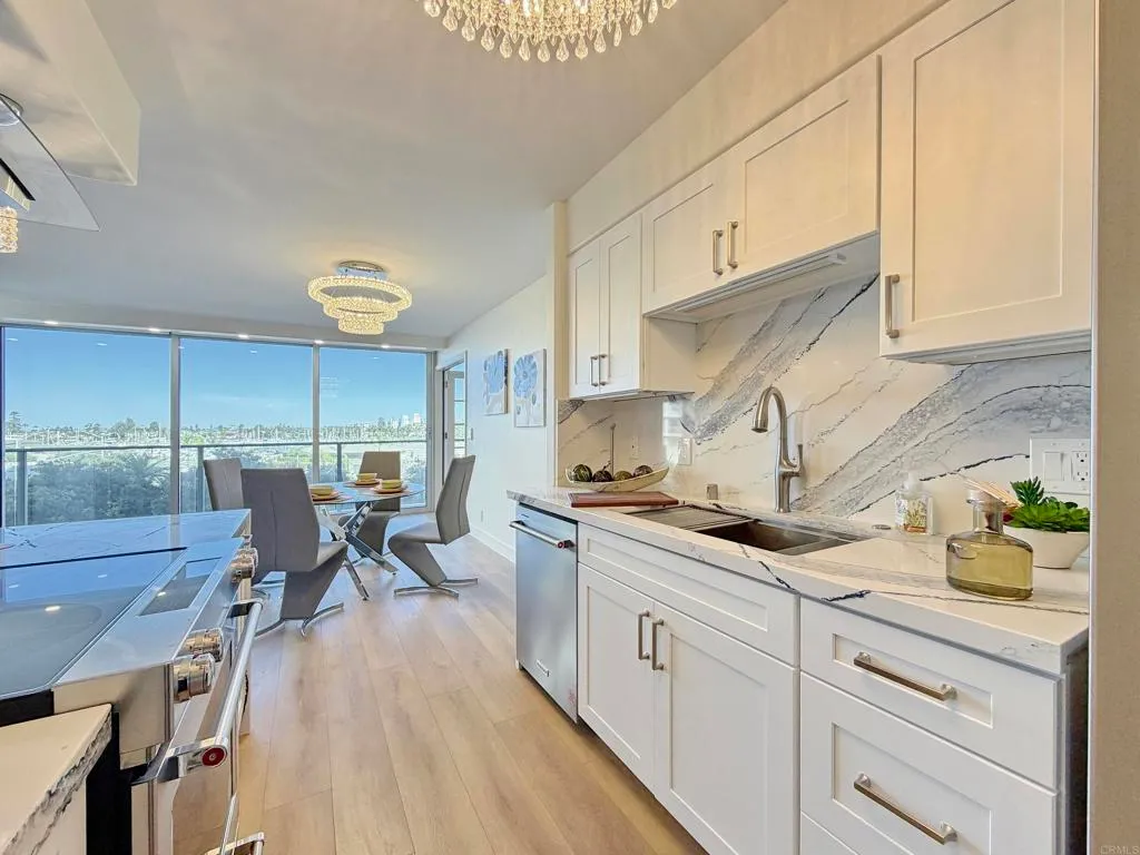 Additional image 41 of 1820 Avenida Del Mundo Unit 208, Coronado, CA 92118