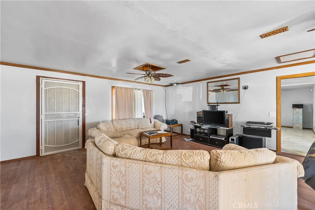 Additional image 7 of 49225 West 45th ST W, Lancaster, CA 93536