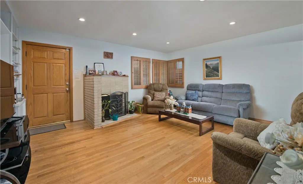 Additional image 35 of 10851 Woodbine, Los Angeles, CA 90034