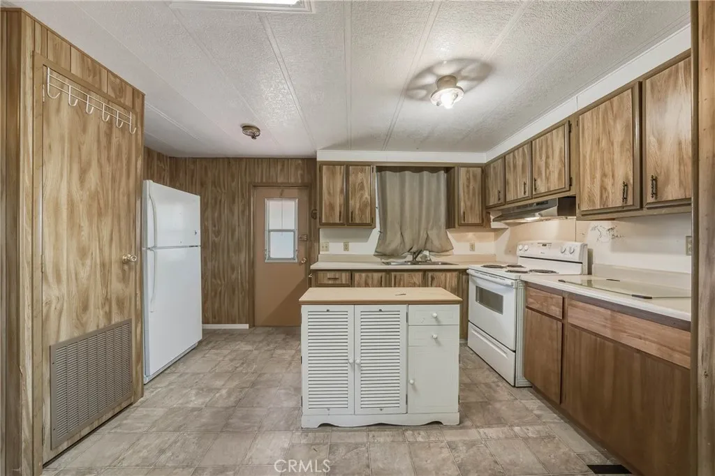 Additional image 69 of 1025 Martin Street Unit 10, Lakeport, CA 95453