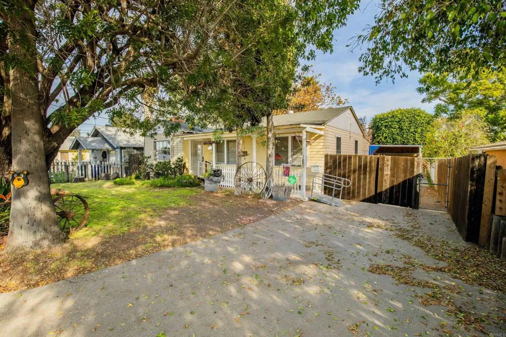 Additional image 23 of 3885 King Street, La Mesa, CA 91941