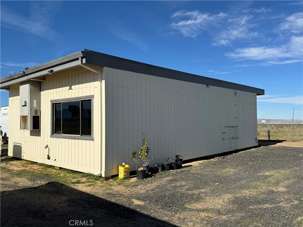 Additional image 4 of 10620 Mojave Dr, Adelanto, CA 92301