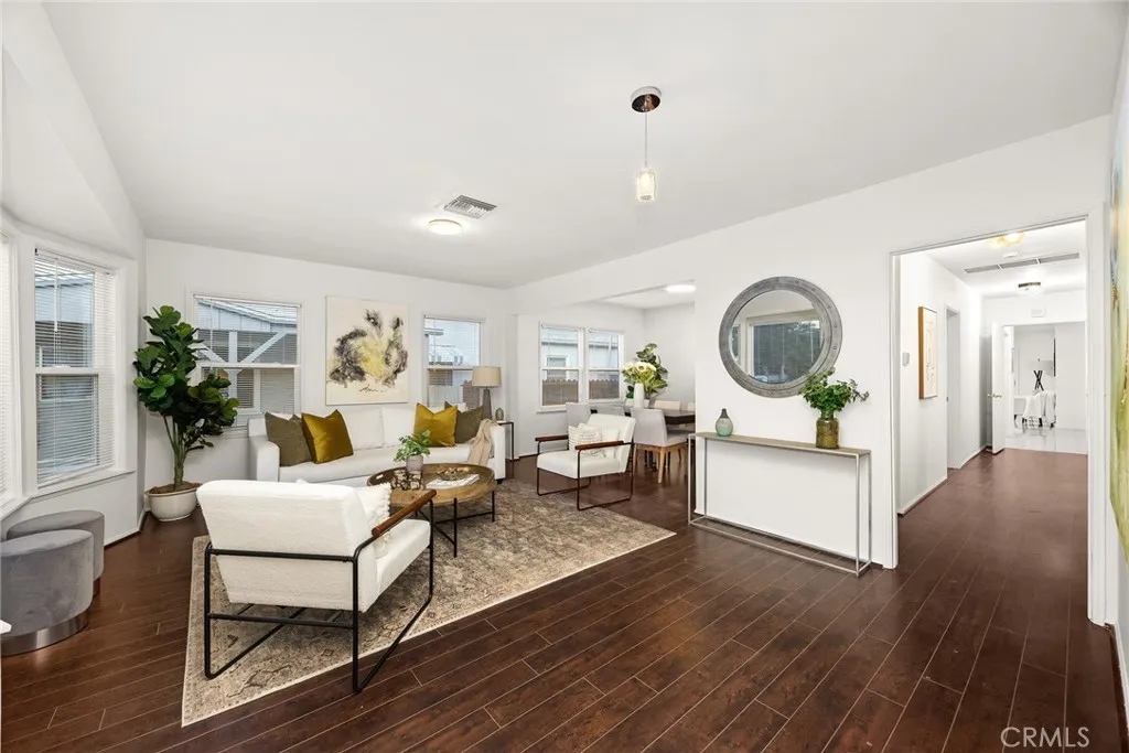 Additional image 9 of 5052 Newcastle, Encino, CA 91316