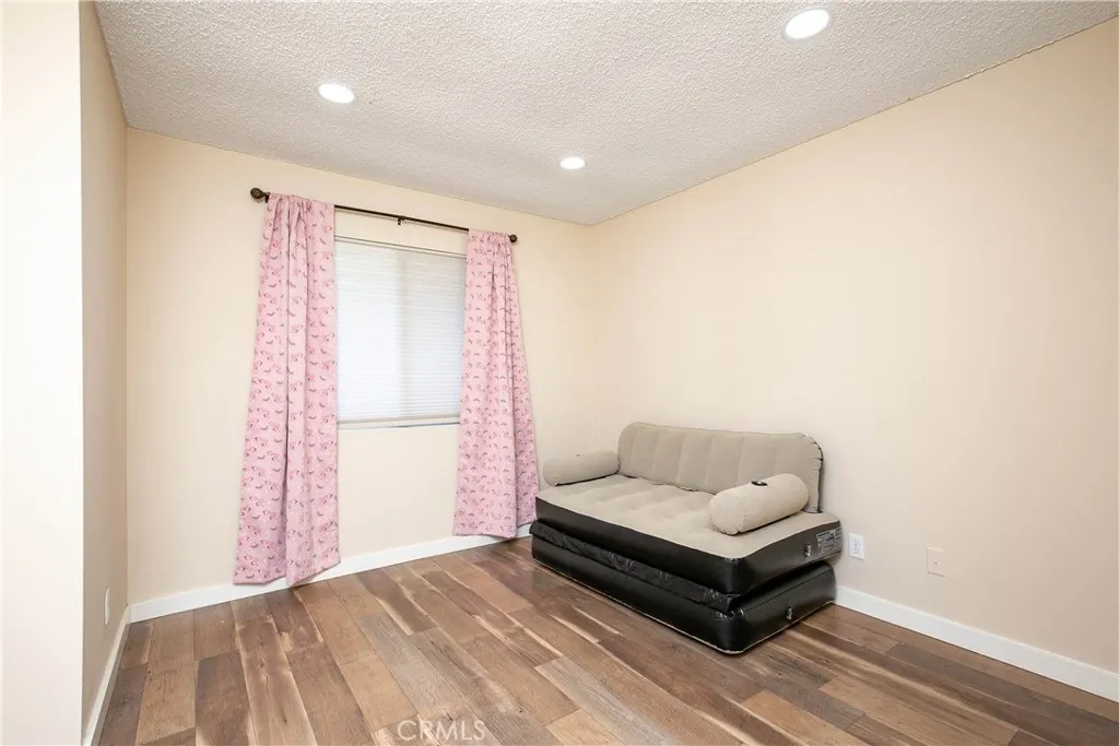 Additional image 30 of 26922 Flo Ln, Canyon Country, CA 91351