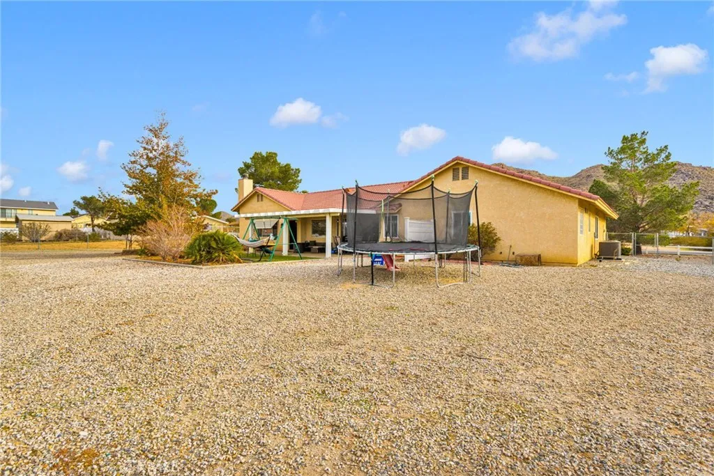 Additional image 34 of 15888 Saint Timothy Rd, Apple Valley, CA 92307