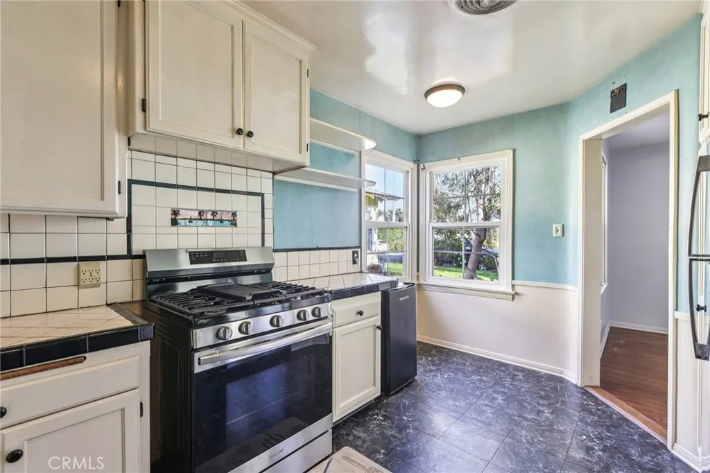 Additional image 70 of 6539 Blucher Avenue, Van Nuys, CA 91406