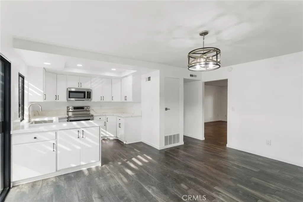 Additional image 26 of 9873 Karmont Ave, South Gate, CA 90280