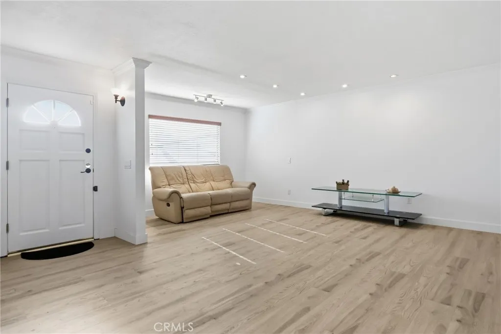 Additional image 32 of 105 N El Molino Street Unit E, Alhambra, CA 91801