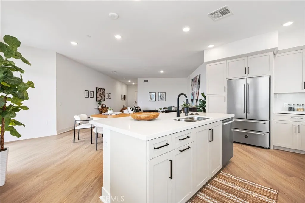 Additional image 14 of 414 Main St Unit 300, Huntington Beach, CA 92648