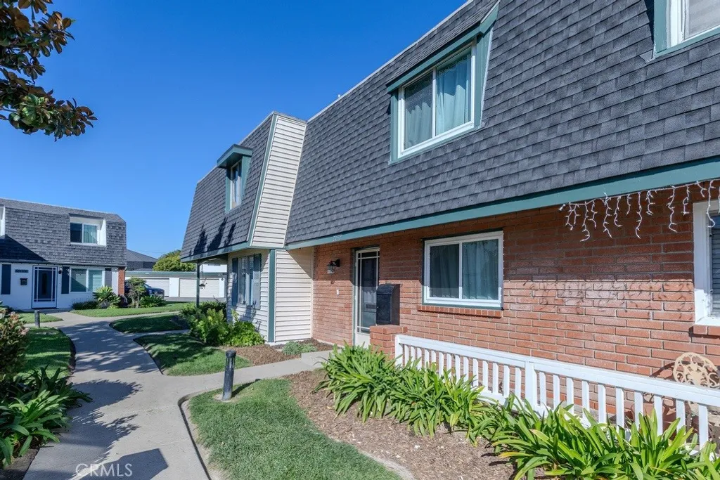 Additional image 39 of 20319 Gardenia Dr, Huntington Beach, CA 92646